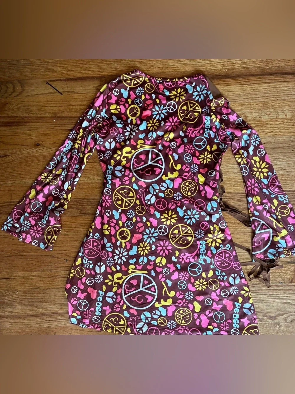 Met - Hippie flower girl dress costume. Great for Halloween.